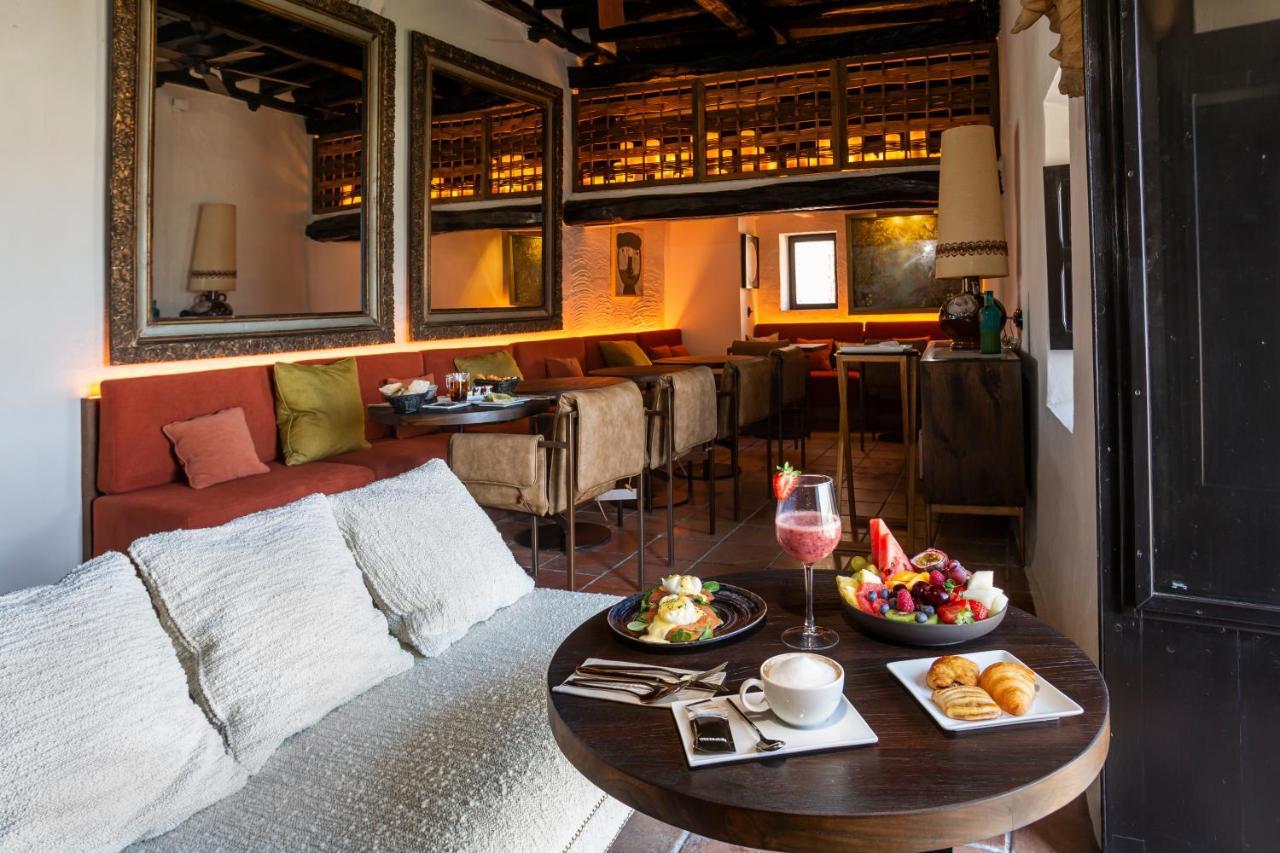 Hotel La Torre Del Canonigo - Small Luxury Hotels Ibiza stad Exteriör bild