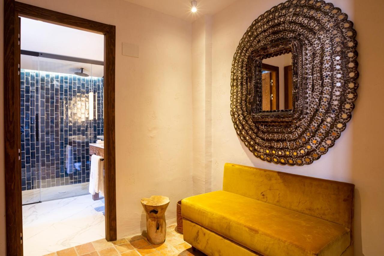 Hotel La Torre Del Canonigo - Small Luxury Hotels Ibiza stad Exteriör bild