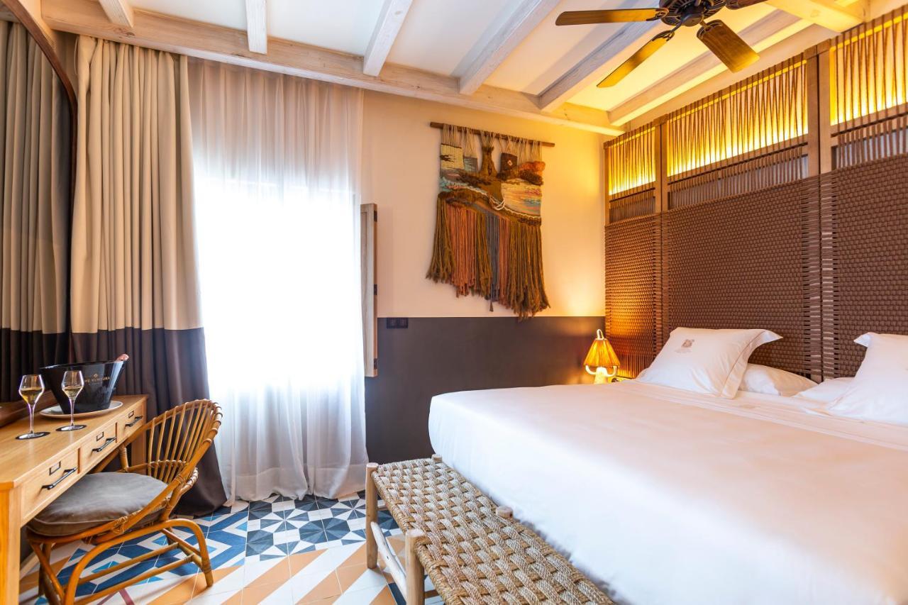 Hotel La Torre Del Canonigo - Small Luxury Hotels Ibiza stad Exteriör bild