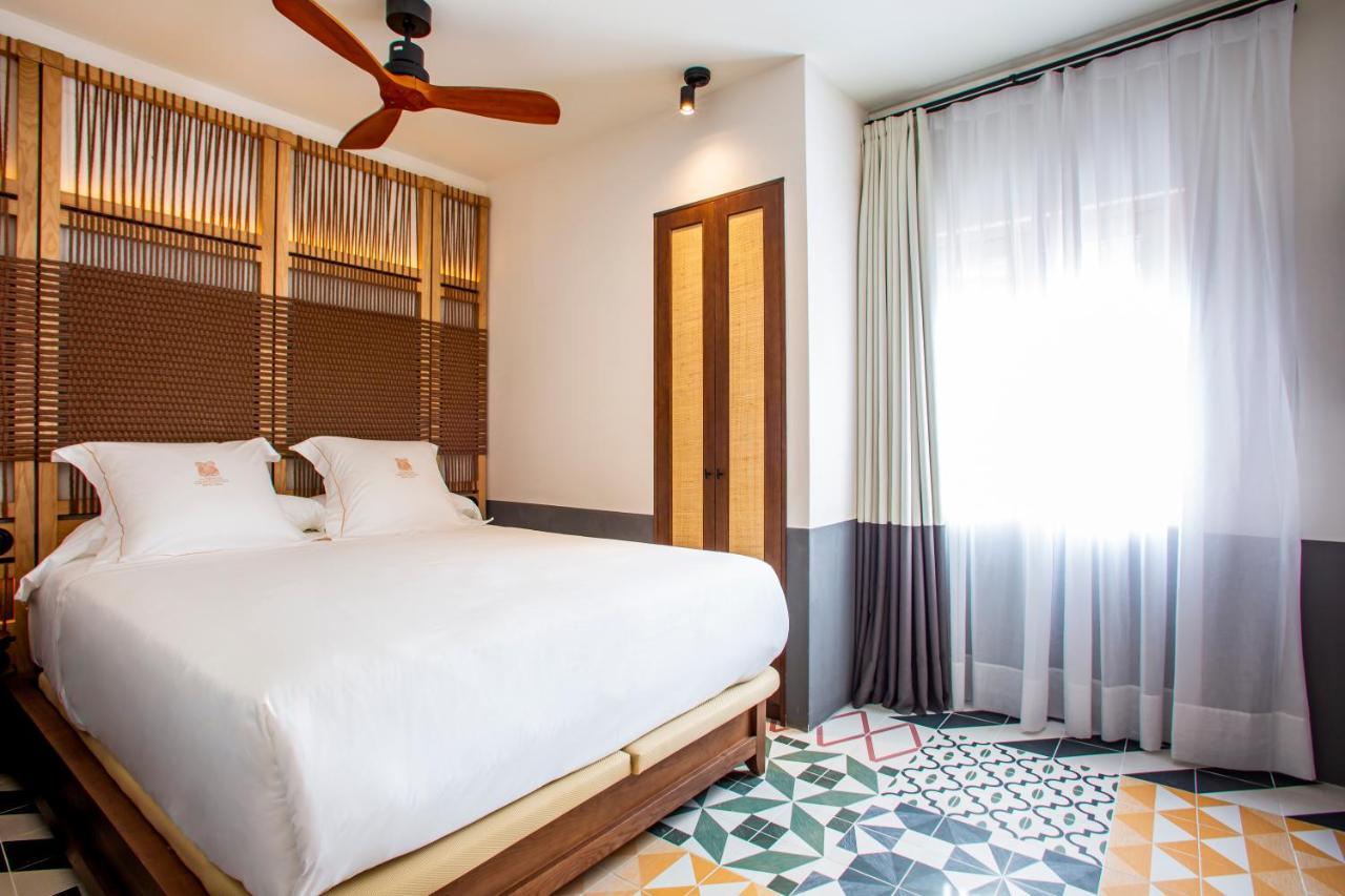 Hotel La Torre Del Canonigo - Small Luxury Hotels Ibiza stad Exteriör bild
